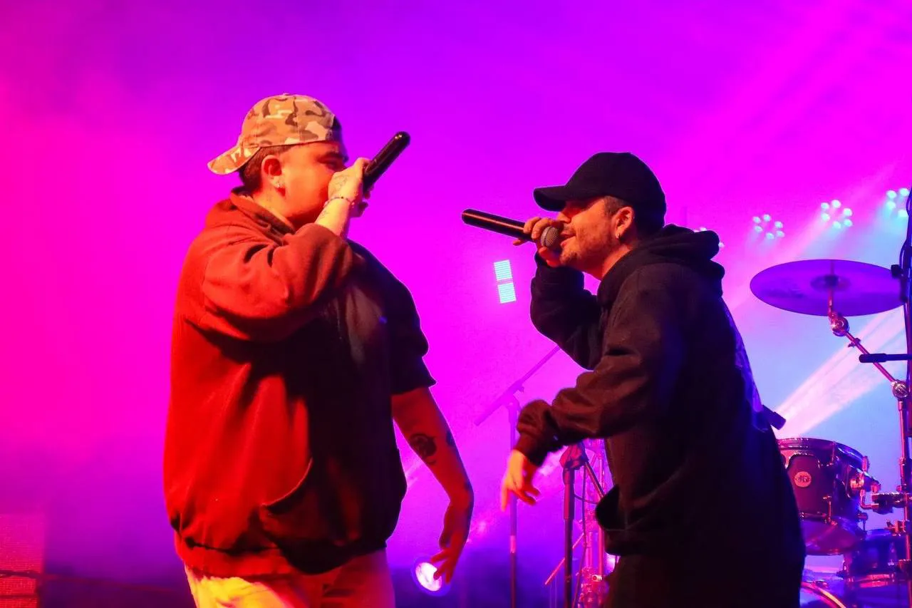 El Municipio llevó adelante el Festival “Esperando la Primavera” en Tolhuin (1)