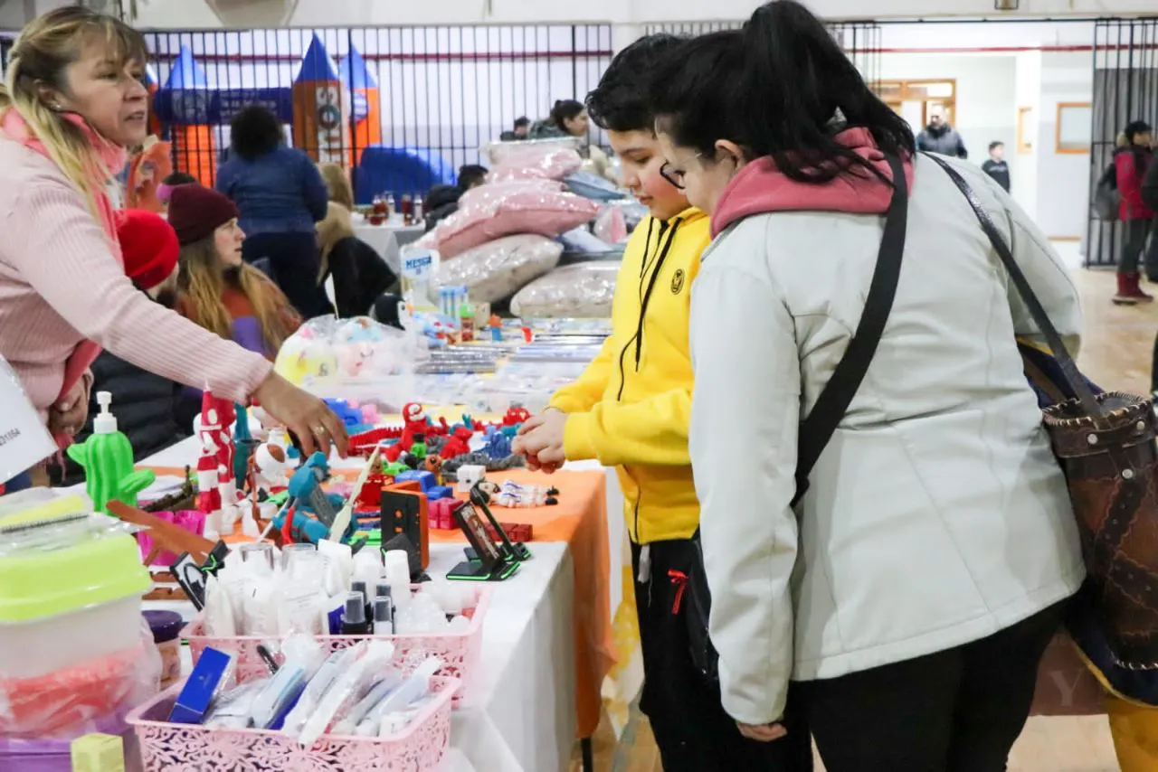 Más de 60 emprendedores participaron de la edición ‘Emprender TDF’ en Tolhuin