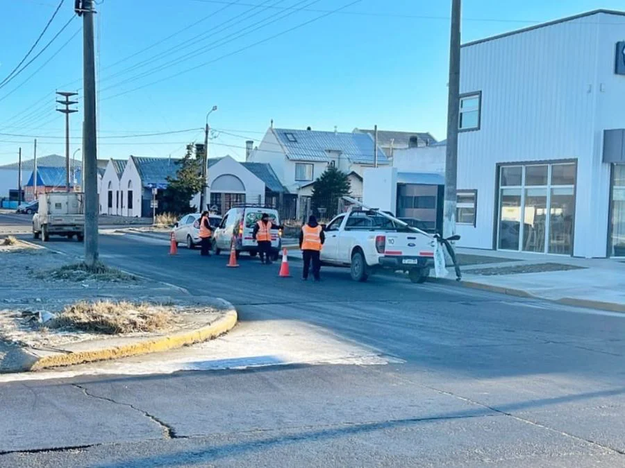 Inspectores controlan vehículos del servicio de transporte de pasajeros y de carga