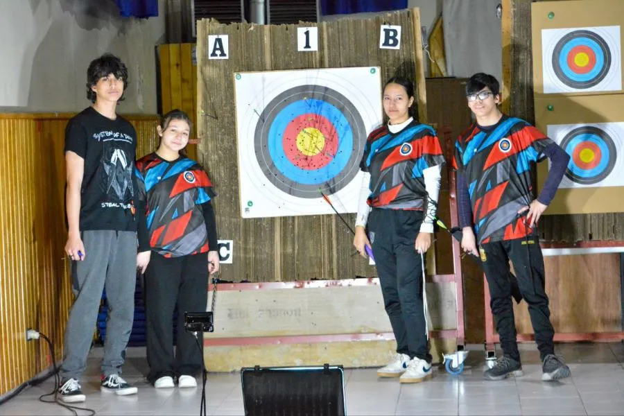 photo_5075748370407689049_y