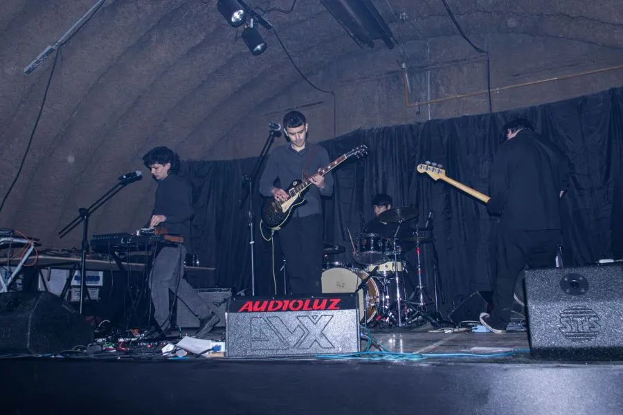 photo_5159221871550510168_y