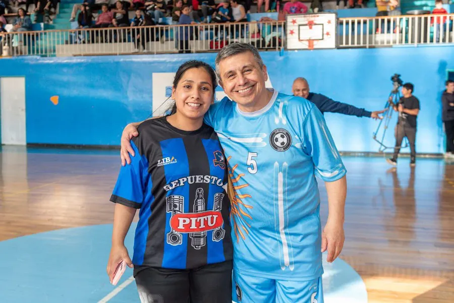 El municipio homenajeó a las Leyendas del Futsal de la ciudad de Río Grande (3)