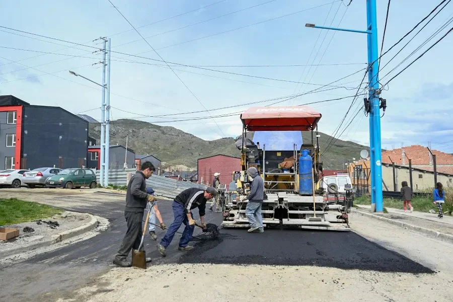 Pavimentación compartida en Ushuaia