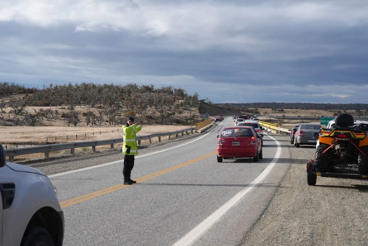 Este domingo se continuará con el operativo de seguridad sobre la Ruta N°3 (4)
