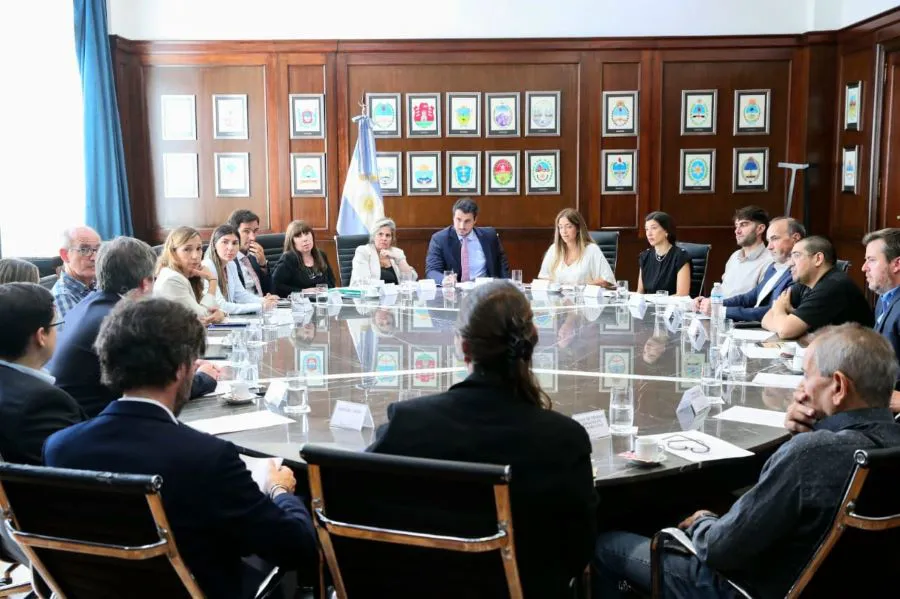 photo_5039915733131308318_y