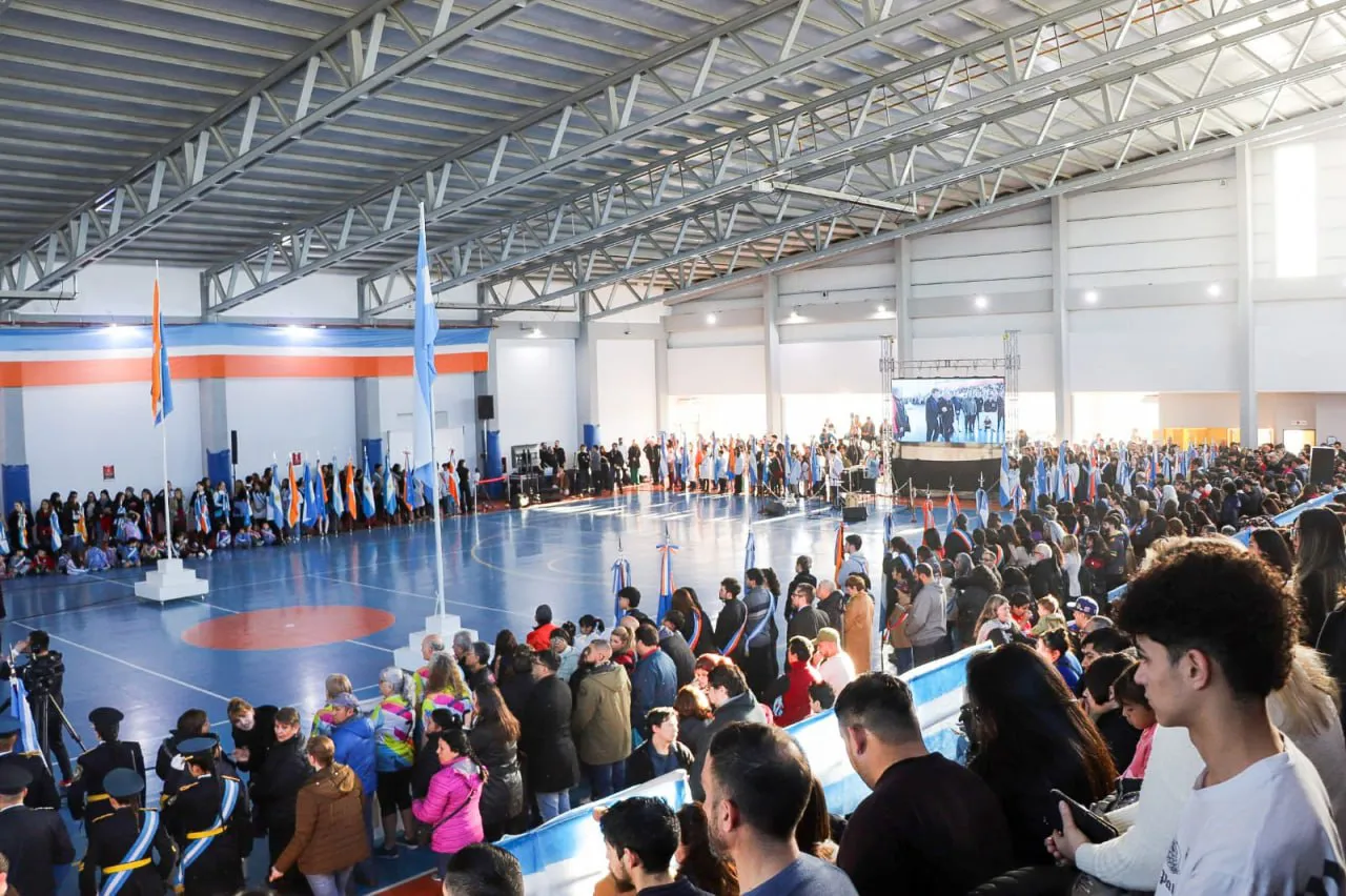 Se conmemoraron los 33 años de la jura de la Constitución de Tierra del Fuego (1)