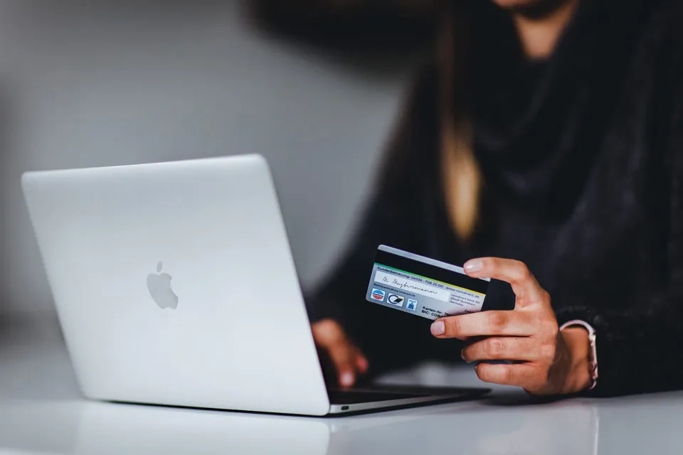 Tips-para-no-caer-en-estafas-virtuales-al-comprar-en-linea