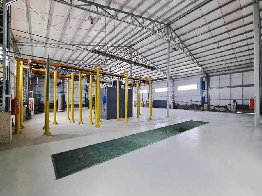 photo_4965762560125152721_y