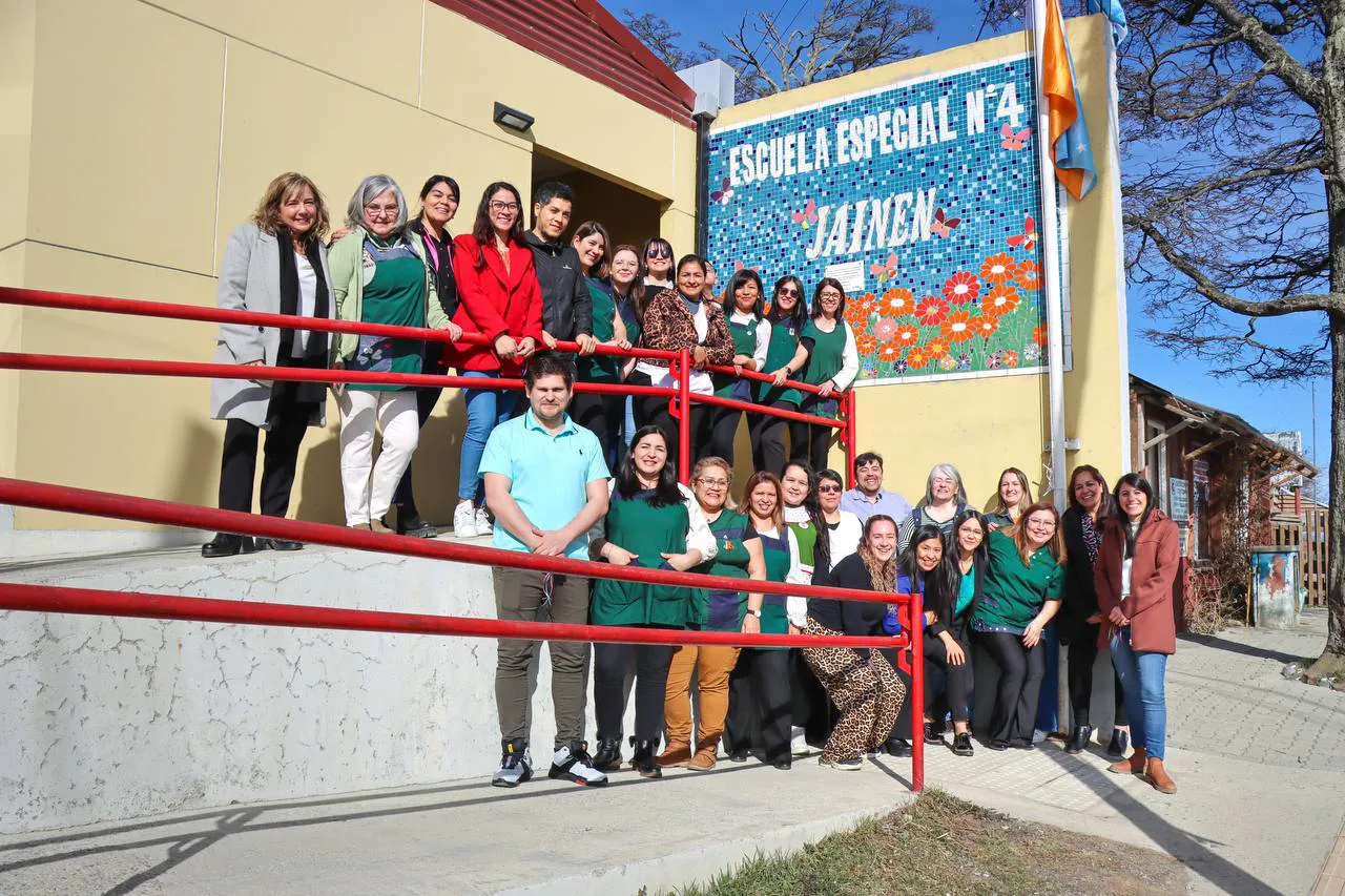 La Escuela Especial N°4 “Jainén” celebró sus 10 años en la ciudad de Tolhuin  (1)
