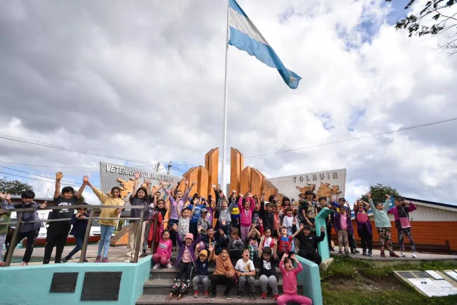 Comenzaron las actividades de las Colonias de Verano 2025 en la ciudad de Tolhuin (1)