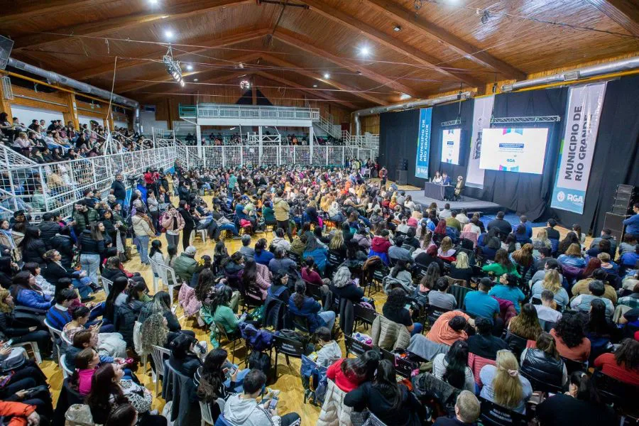 photo_4988060664526384572_y