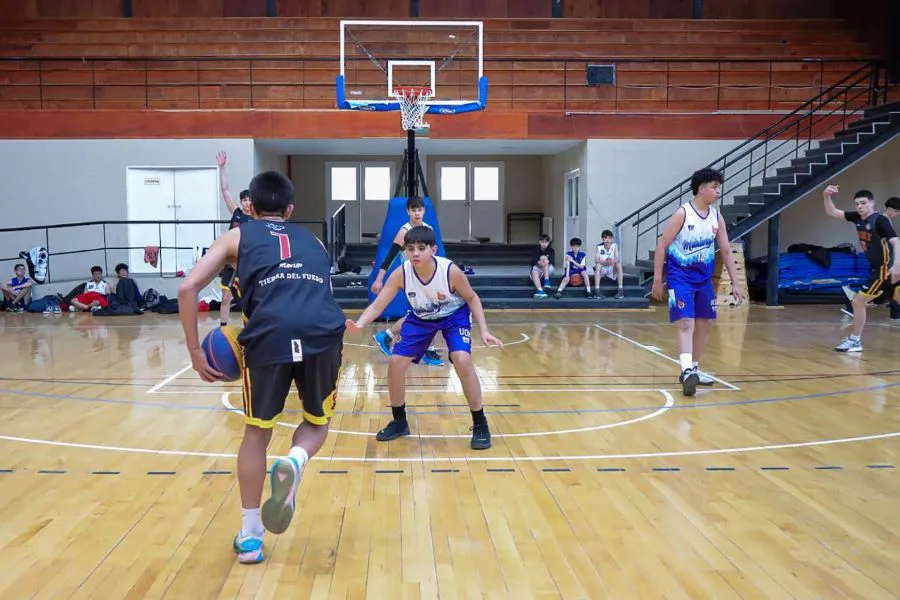 photo_5087205762601693451_y