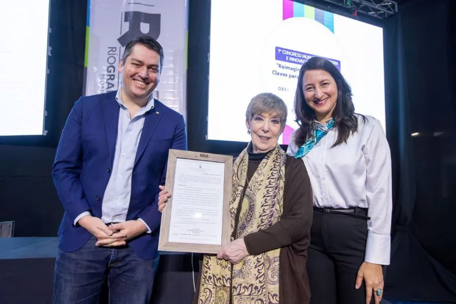 photo_4988060664526384574_y