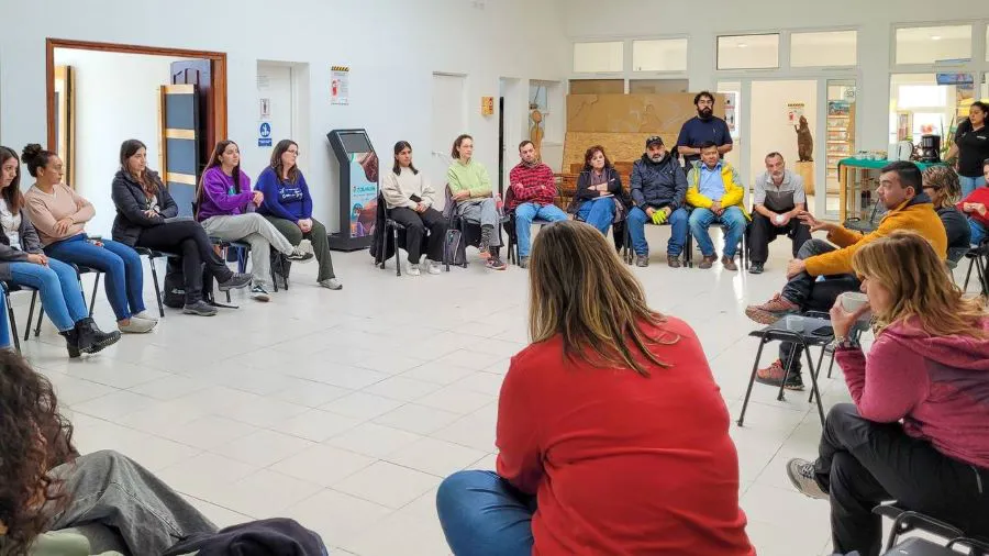 photo_5183875907247517526_y