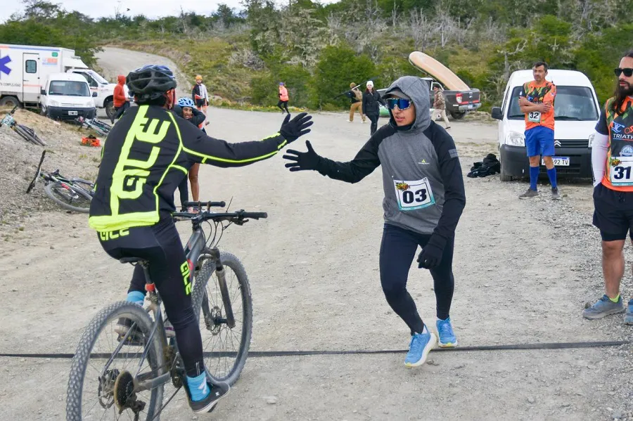 photo_5073594371290541597_y