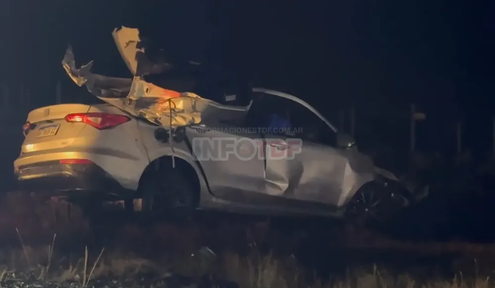 Conductor fueguino falleció al chocar frontalmente contra un colectivo en Chile (4)