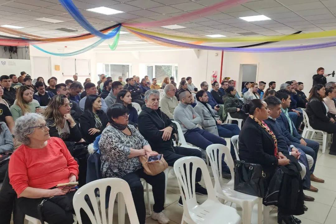 photo_5129719273046608697_y