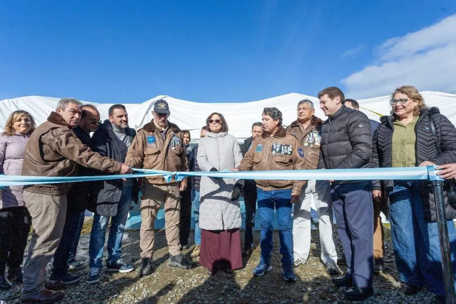 photo_5141279615606697471_y