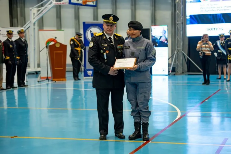 photo_5051041167306763820_y