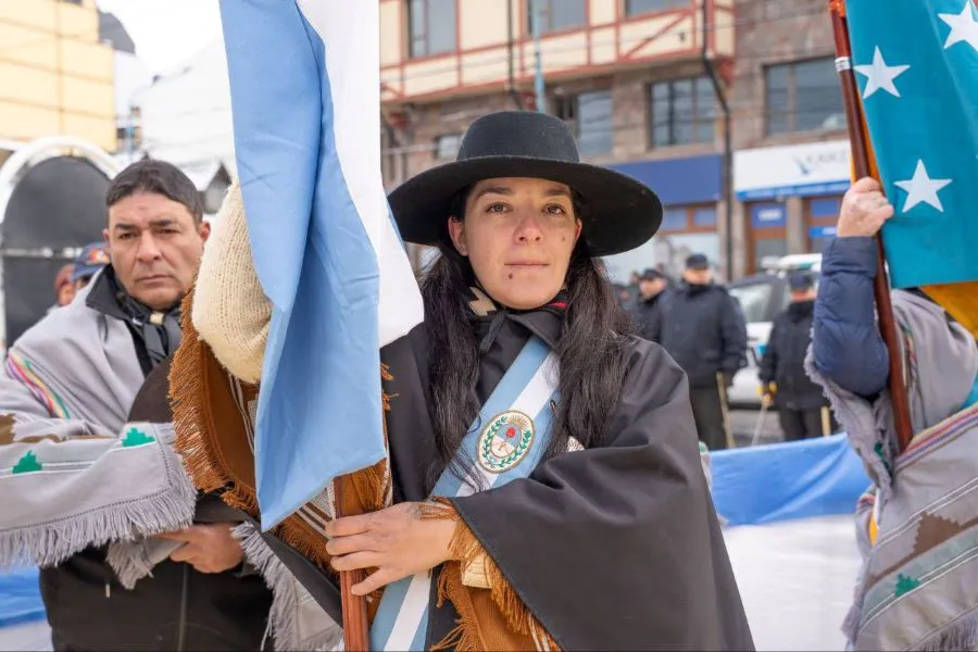 photo_5145732667763961403_y