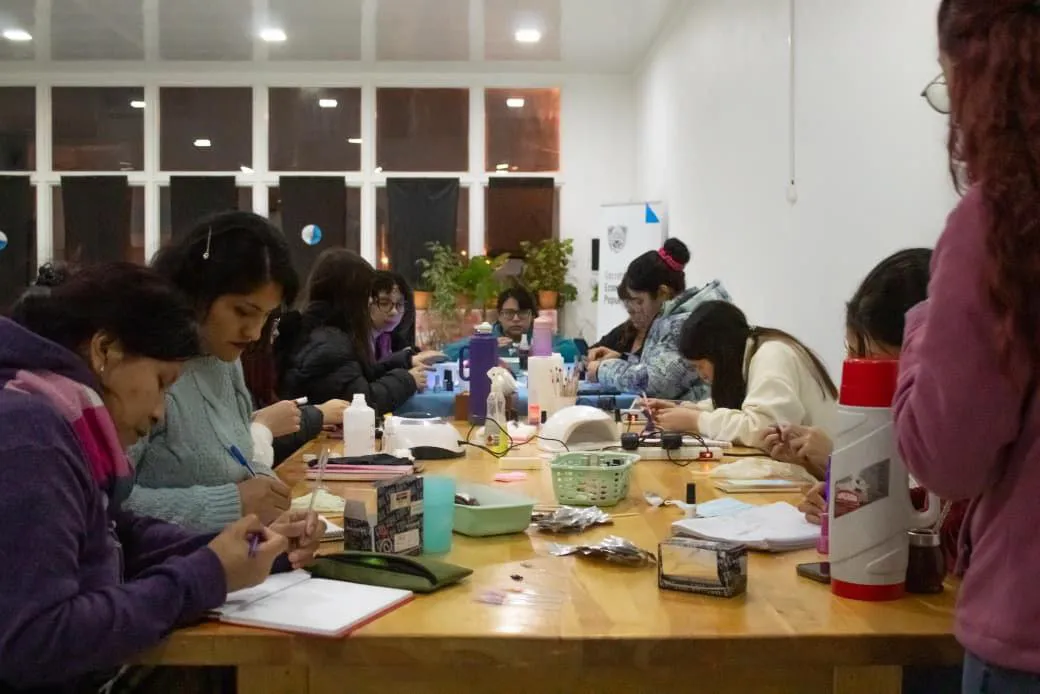 photo_4945250358963931986_y