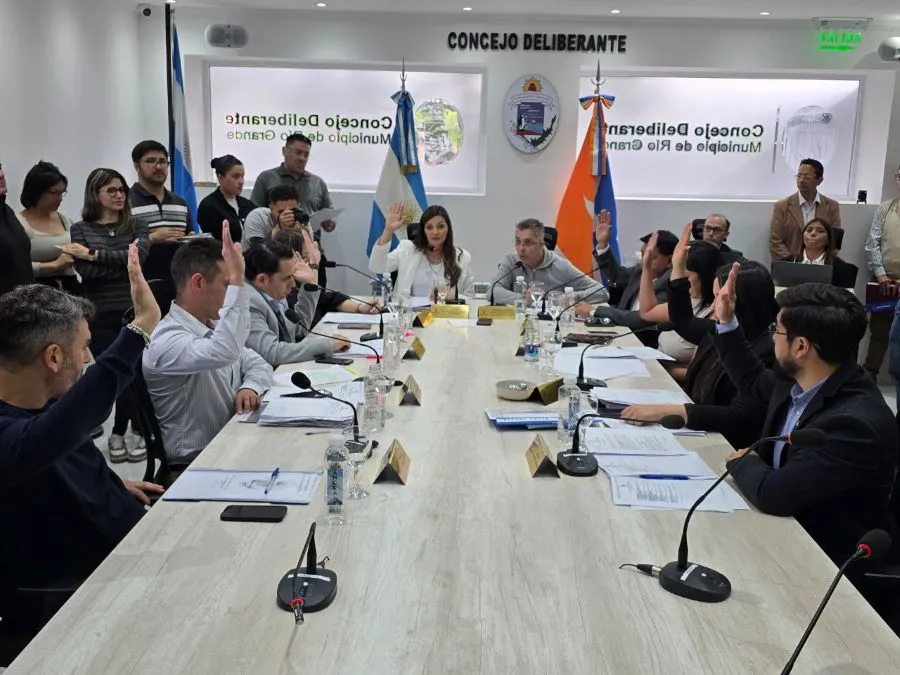 photo_5044536718513605463_y