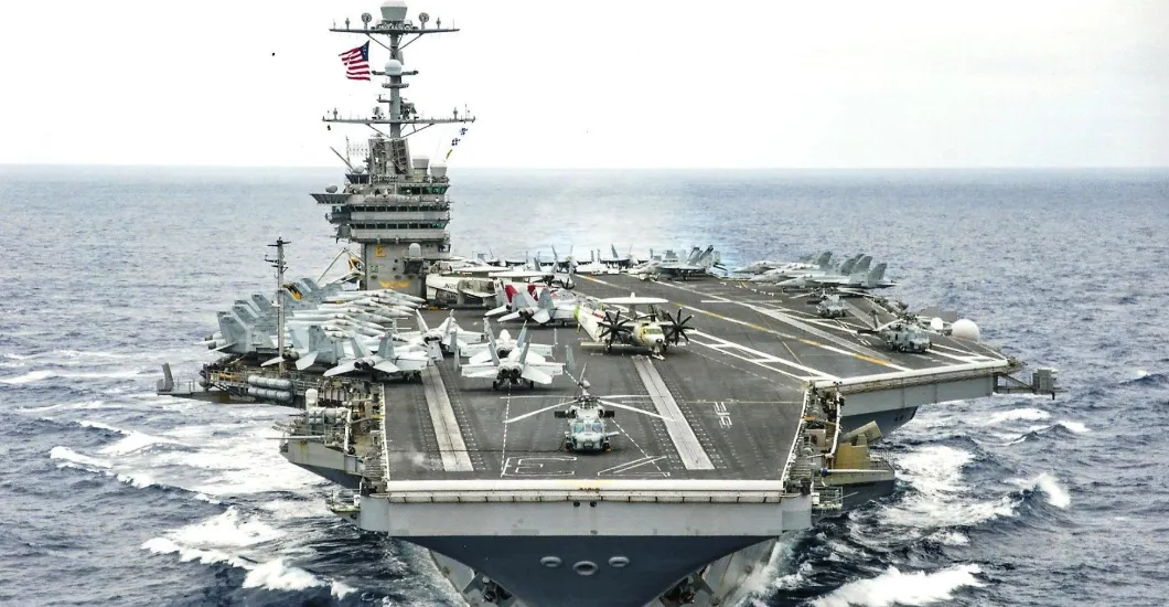 El portaaviones nuclear norteamericano USS George Washington arriba al país 1