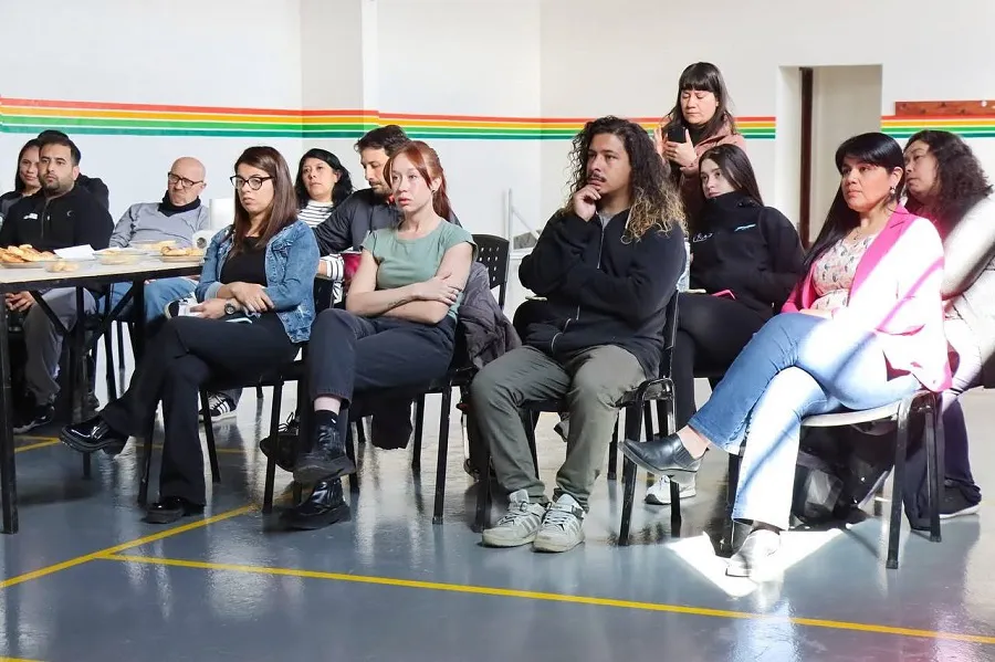 photo_5116115973450083436_y