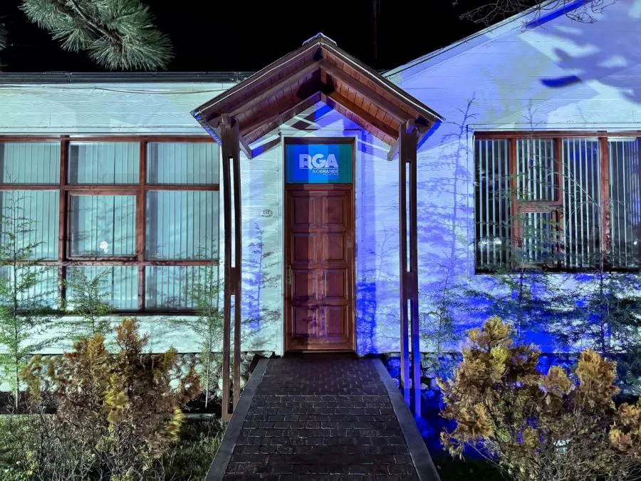 photo_5152409800015982019_y