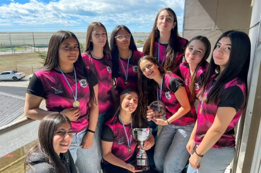 photo_4958882808499735396_y