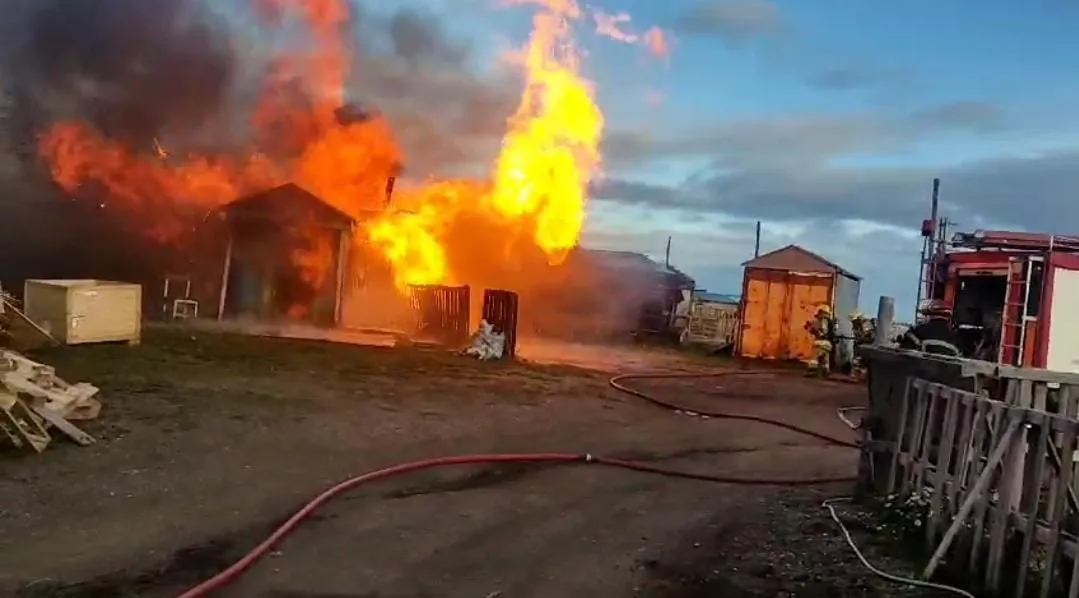 Una vivienda fue arrasada por un incendio en la chacra Los Pantoja en margen sur (2)