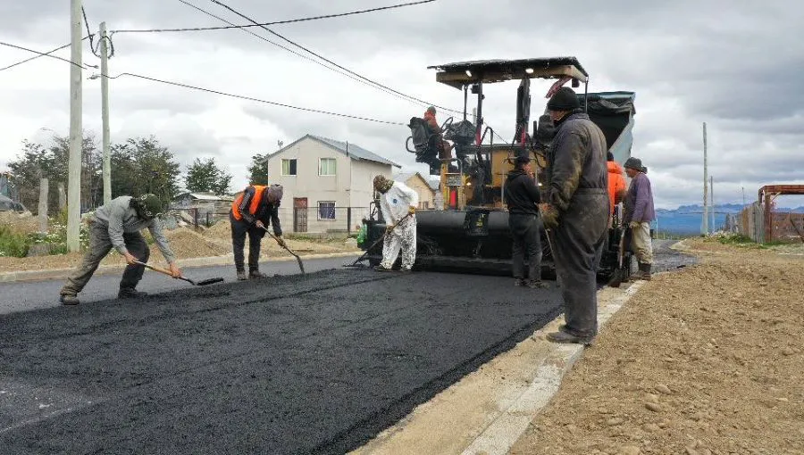 photo_4985719855810456786_y