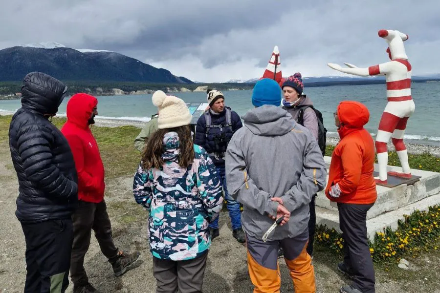 photo_5058023087621737294_y