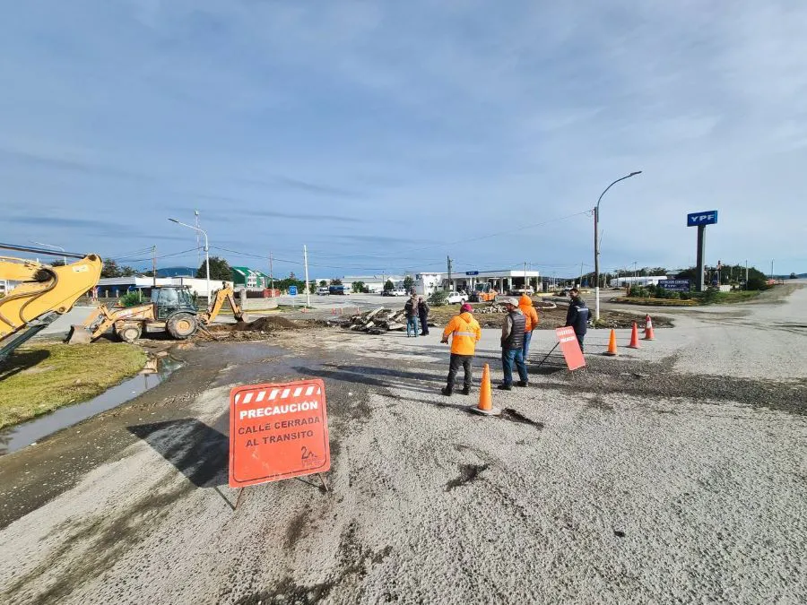 photo_5014925465919533139_y