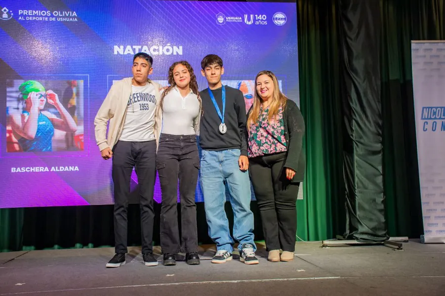 Se entregaron los Premios Olivia a los deportistas de la ciudad de Ushuaia (8)