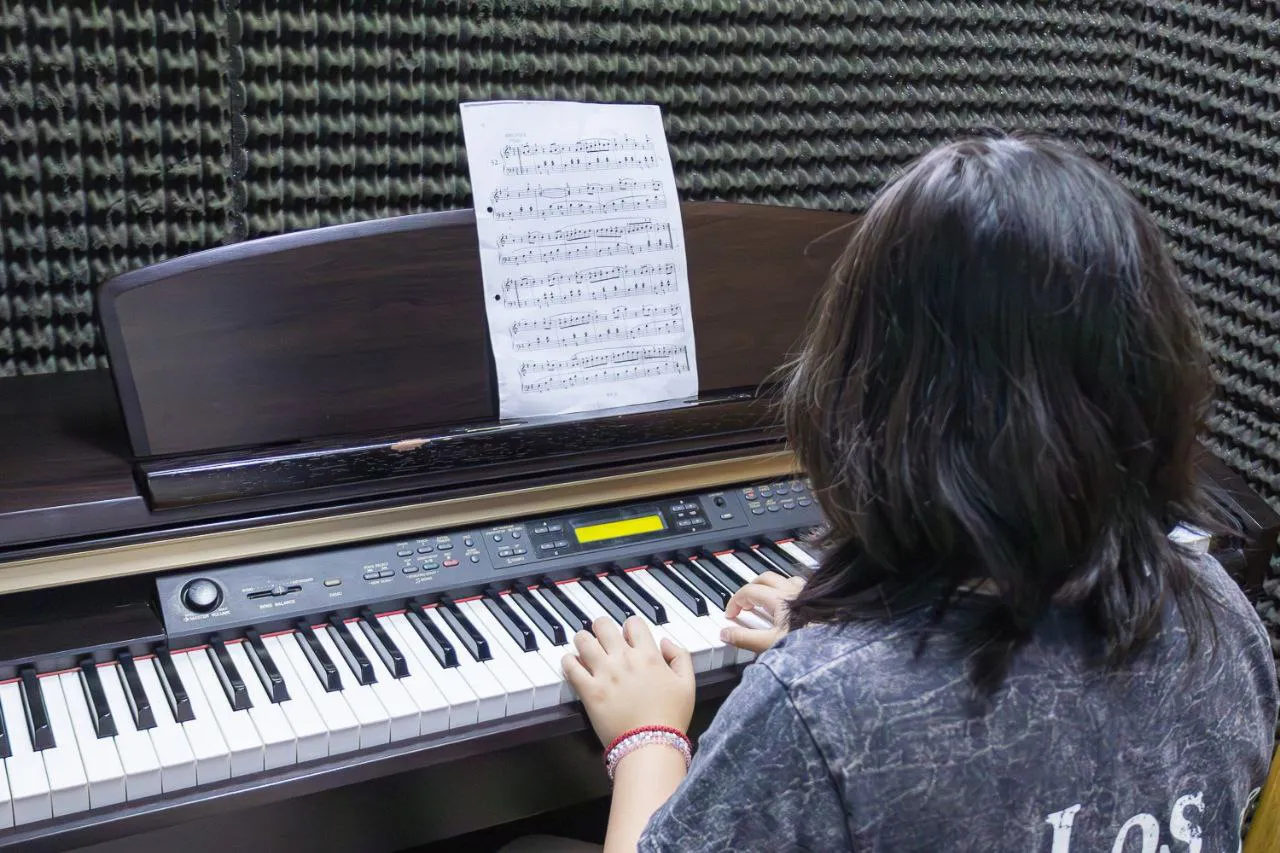 Alrededor de 35 talleres artísticos se dictan en el Centro Cultural Leandro N. Alem  (2)