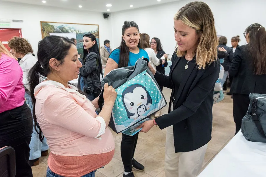 El municipio riograndense relanzó el programa “Cobijar” en asistencia a familias