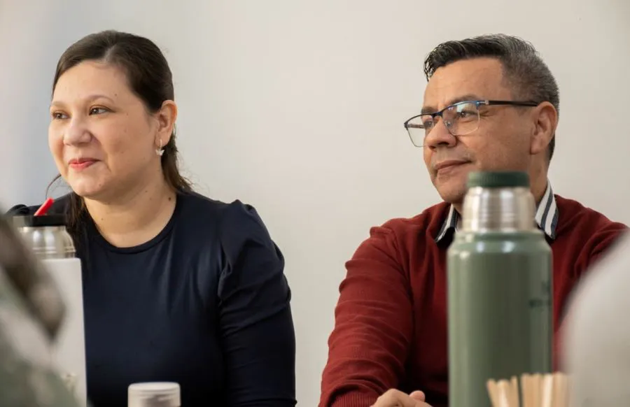 photo_5109492897660210133_y