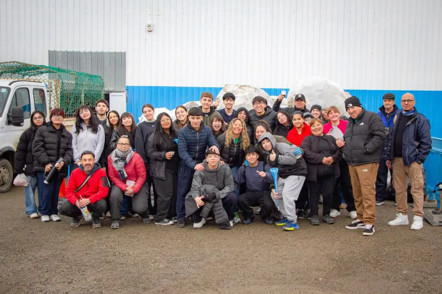 photo_5067012153520795794_w