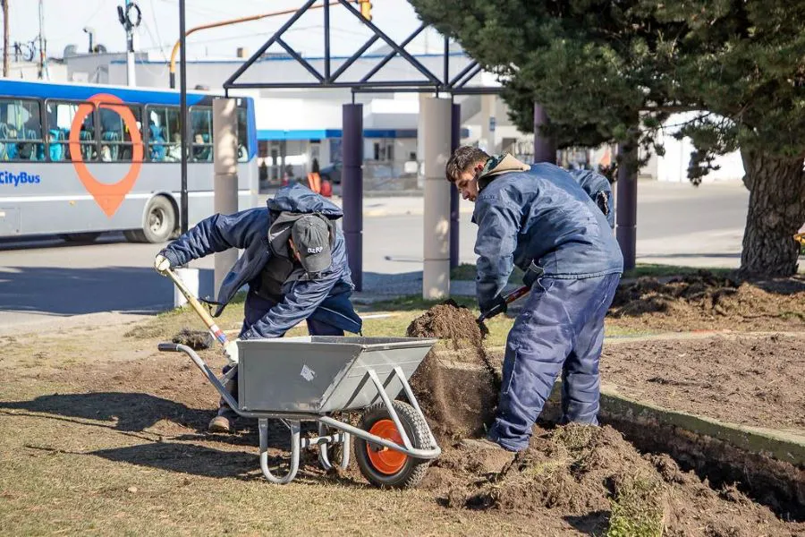 photo_5150097303728229592_y