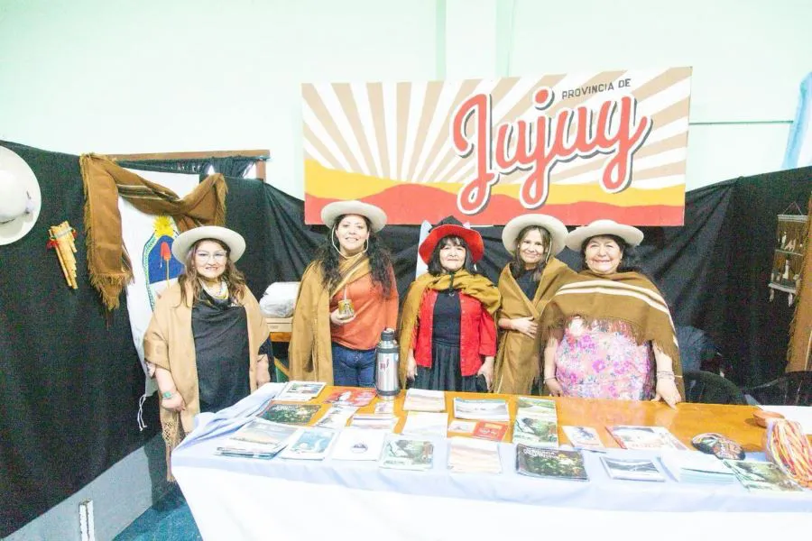 photo_4961011063579151176_y