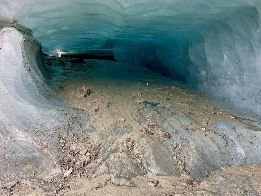 Cuevas del Glaciar Vinciguerra  