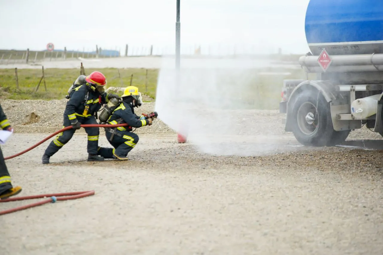 Se llevó adelante un simulacro de un violento accidente con heridos sobre la Ruta 3 (3)