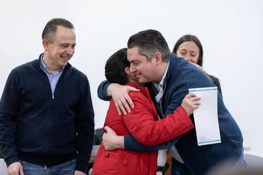 photo_5122898813440953146_y