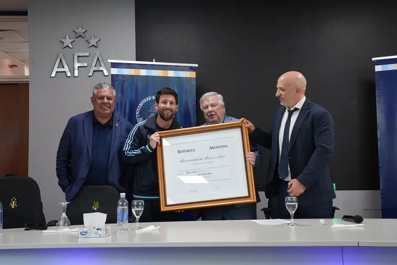 La UBA le entregó a Lionel Messi el título de Doctor Honoris Causa