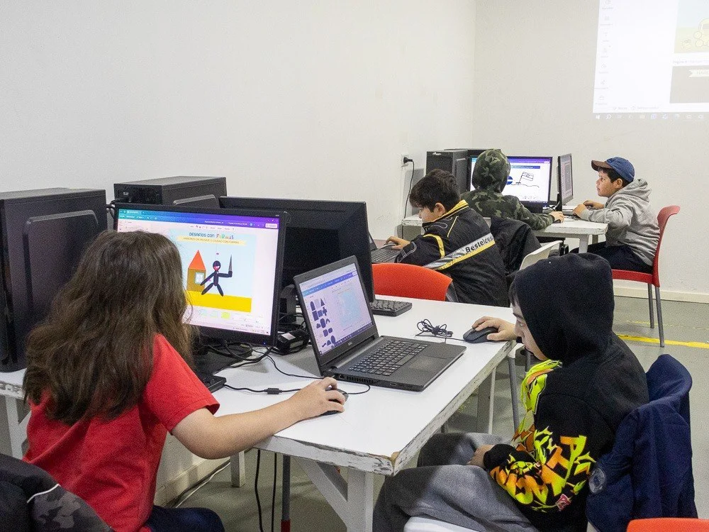 Continúan las inscripciones a participar de los Talleres Tecnológicos de la Muni