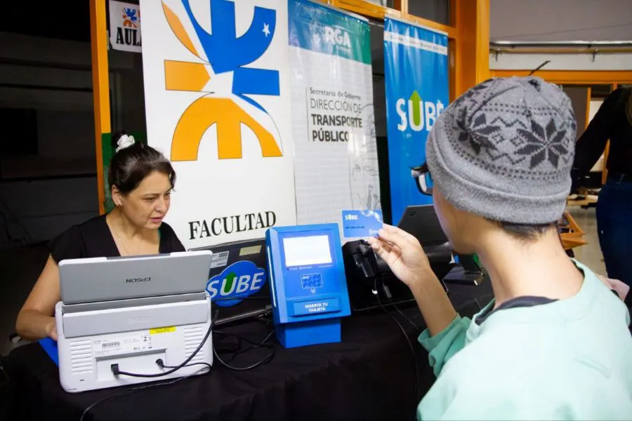 photo_4902362434744987177_y