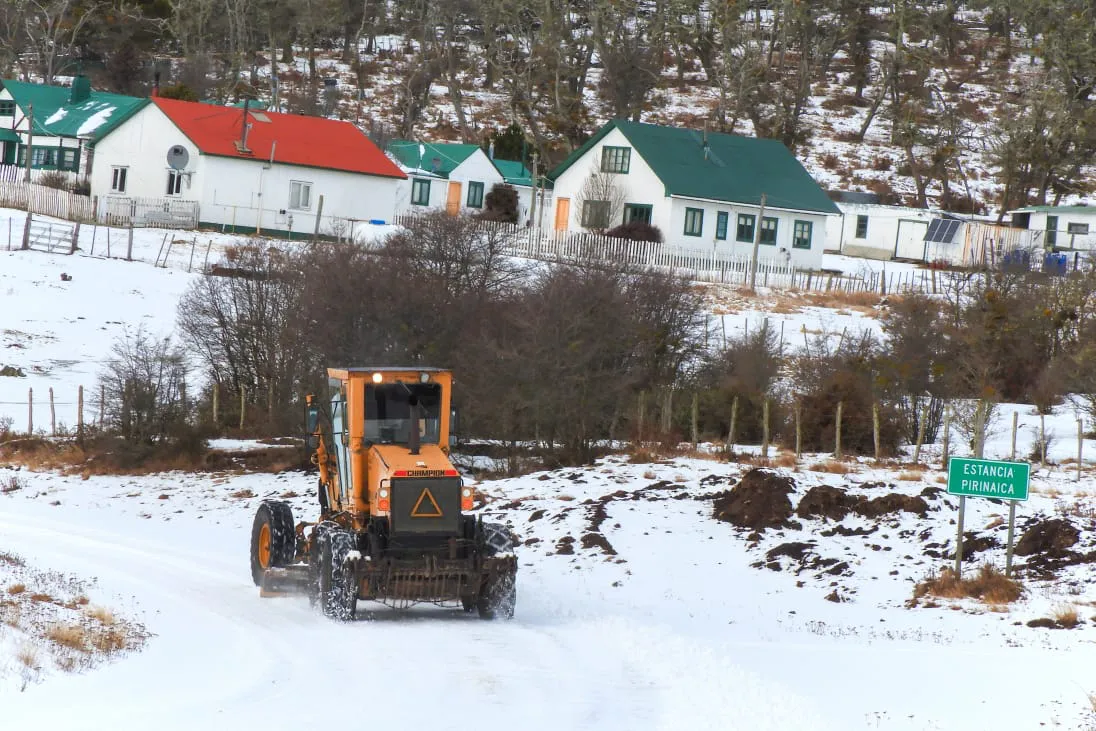 Intensos trabajos para garantizar la transitabilidad sobre las rutas de toda la provincia  (2)
