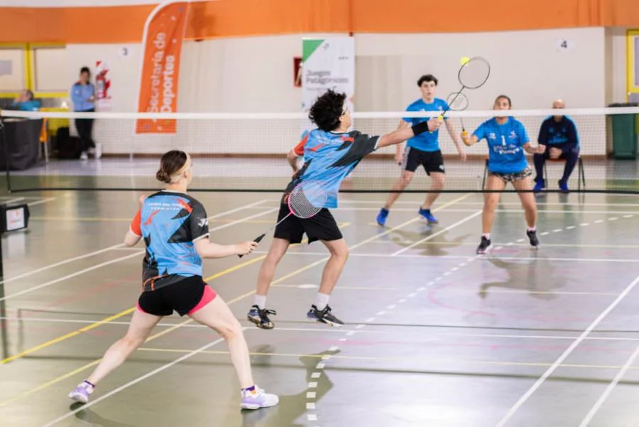Badminton