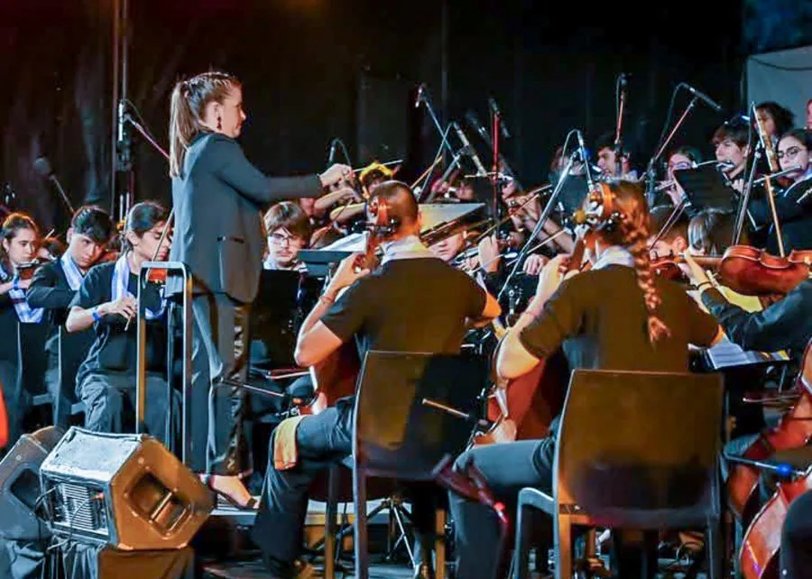 photo_5037614236251041200_y